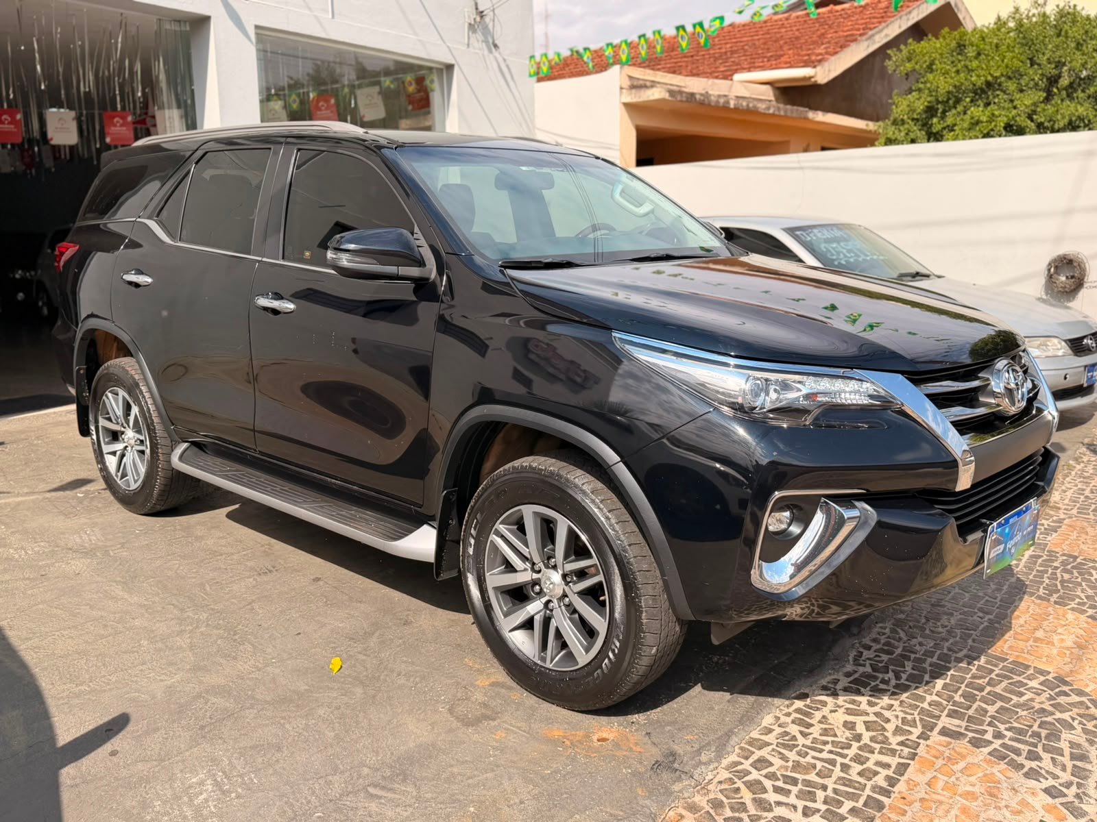 Toyota Hilux SW4